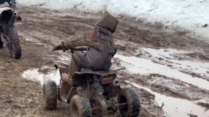 Гоняем по ОФФРОУДУ!!! На квадроцикле YACOTA Renegade и мотоцикле Honda CRF450R!!We drive on off-roa