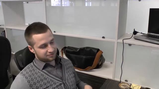 Наши сотрудники отвечают на вопрос, почему они работают в R-Style Lab смотреть онлайн