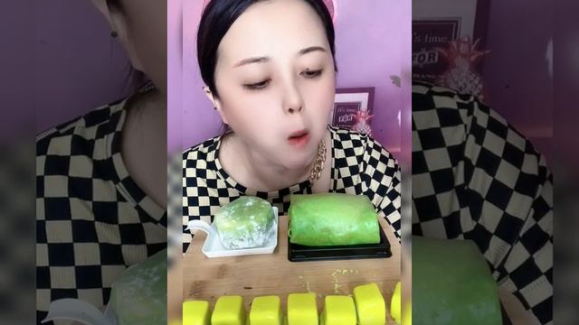 ASMR eating show ice cream green flavor duren unusually delicious taste show mukbang смотреть онлайн