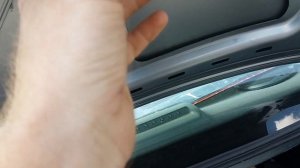 ? Замок багажника  Лада Приора