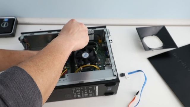 Disassembly Dell Inspiron Small Form Factor PC- Upgrade Ram & SSD смотреть онлайн