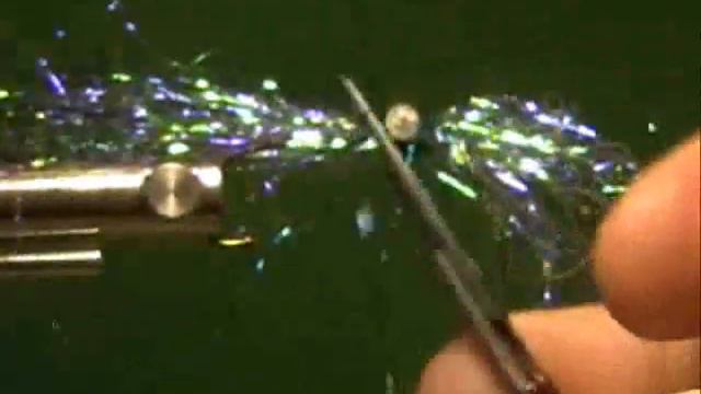 NEW FLY TYING MATERIAL - N.E.W. FLIES - QUICKER EYES - TYING TIPS 101 смотреть онлайн
