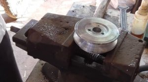 Увеличил скорость мотоблока. Делаю ведомый шкив