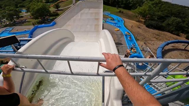 Dangerous BOOMERANG WaterSlide at Aquapark Cegléd смотреть онлайн