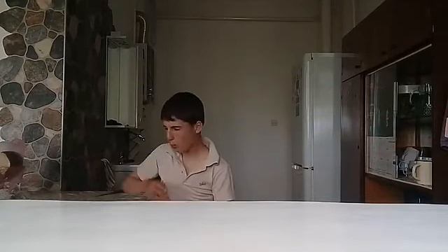 Ем хлеб с перцем и солью смотреть онлайн