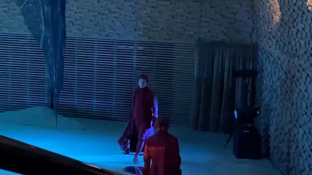 Питер осенью: Сенной рынок, Апраксин двор, опера в Мариинке смотреть онлайн