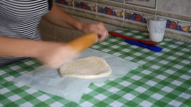 ОЧЕНЬ ПРОСТЫЕ СЫРНЫЕ ЛЕПЕШКИ смотреть онлайн