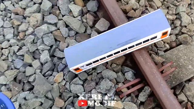 Kereta Api Kayu CC206 Cc201 Dan Cc203 Berkumpul Di Wesel - Review Mainan Kereta Api Kayu Indonesia