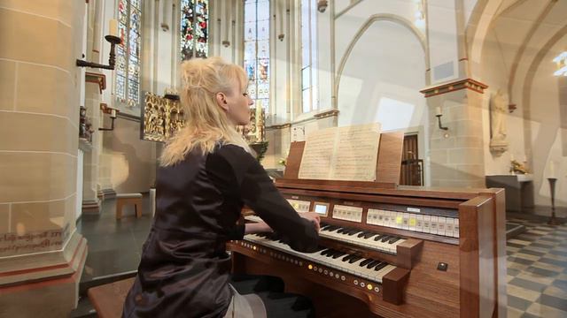Iris Rieg plays from: 'Musicalischer Parnassus' by Johann Kaspar Ferdinand Fischer. смотреть онлайн