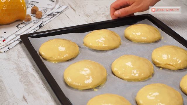 Don’t fry the donuts into the oil! Fill them with apples and put them into the oven смотреть онлайн