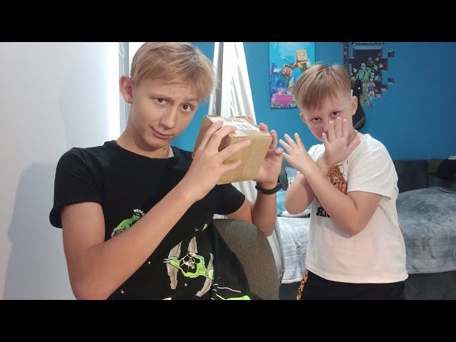 Распаковка Капсулы Сюрприз Ready2Robot 100% Wildberries смотреть онлайн