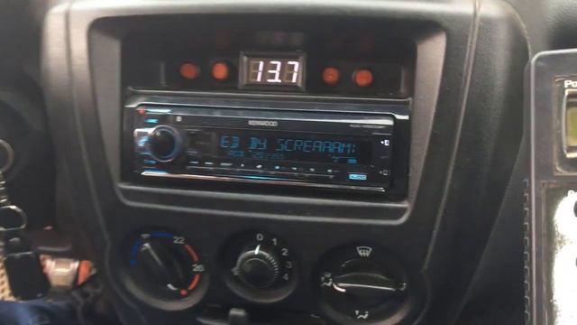 Автозвук в Гранте. Сменили сабы и появился ветер. Полка с 25 до 40! Андрюха доволен!!! смотреть онлайн
