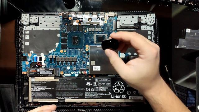 Flüssigmetall repaste Lenovo Legion 5 15ACH6H Laptop teardown смотреть онлайн