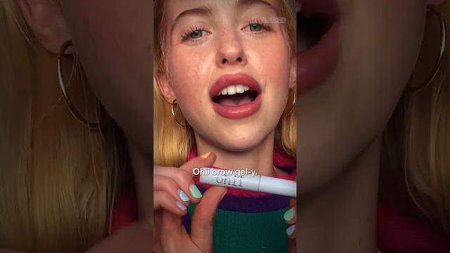 Chloe Cherry Everyday Makeup Routine смотреть онлайн