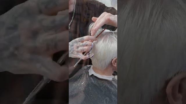 Удлинённая стрижка. классическая мужская стрижка ножницами. смотреть онлайн