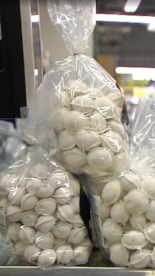 Как выбрать в магазине вкусные пельмени смотреть онлайн