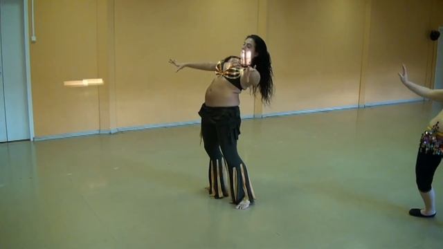 Урок 5. Танец живота, восточные танцы, арабский танец. Школа танцев 