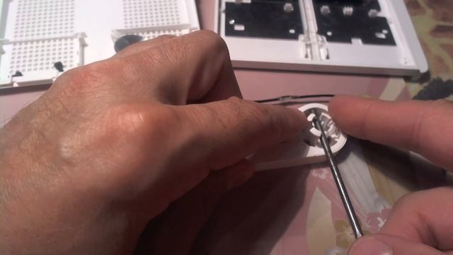 Как вскрыть антенну от роутера Xiaomi Mi WiFi mini. смотреть онлайн