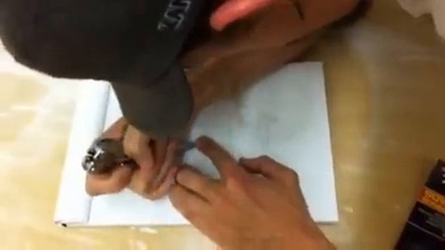 Manson Stencil Spray Paint Art смотреть онлайн