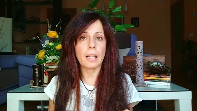 El ARMARIO DE BRUJA ???⚗️ Ingredientes y herramientas básicos смотреть онлайн