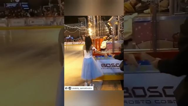 Чернышев и Навка как голубки 