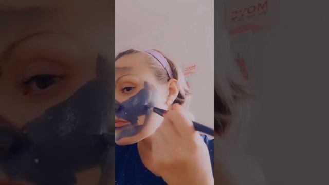 Мэри Кэй чёрная маска на основе древесного угля и природной минеральной глины смотреть онлайн