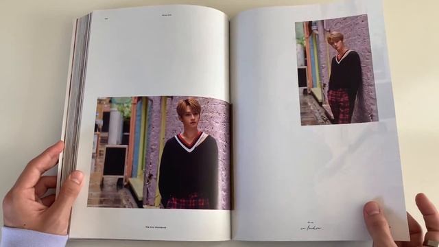 unboxing stray kids ❝stay in london❞ first photobook! (she thicc) смотреть онлайн