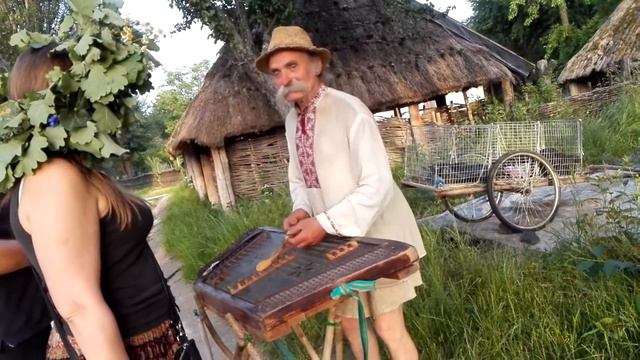 Игра на интересном инструменте 18-06-2016 Киев смотреть онлайн