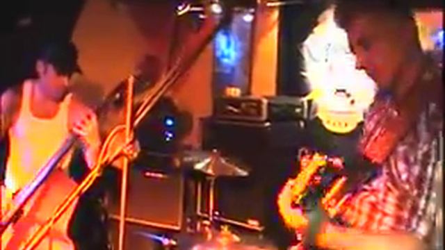 LUCKY DEVILS DRAGSTER NANCY le 16/02/2008 au SOAP BOX CLUB1.avi смотреть онлайн