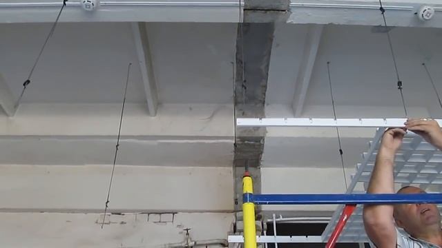 Как собирать потолки Грильято | Все нюансы монтажа смотреть онлайн