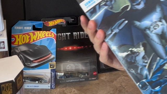 Jim Lee Batman DC Collectible Figures & Mcfarlane Kingdom Come Batman Figure Unboxing смотреть онлайн