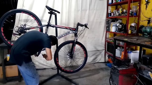 Desempacando Bicicleta FOXTER R-29! смотреть онлайн