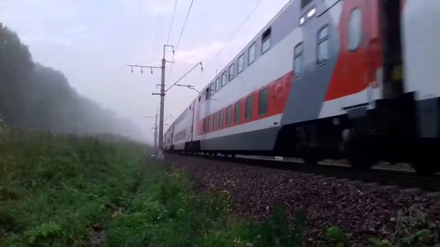 ЧС6 с фирменным Двухэтажным поездом 025А " Смена-А. Бетанкур". смотреть онлайн