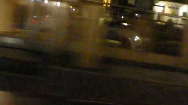 White Audi TT at night смотреть онлайн
