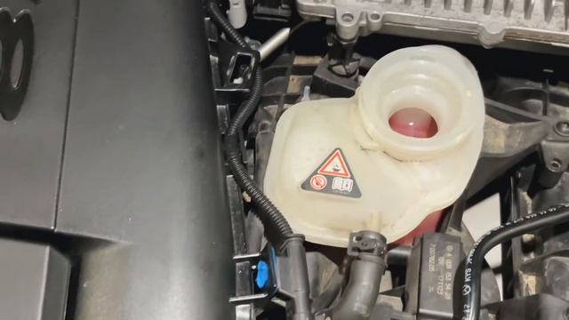 How to check coolant level | Antifreeze level check | W222 S550 | #repairjose смотреть онлайн