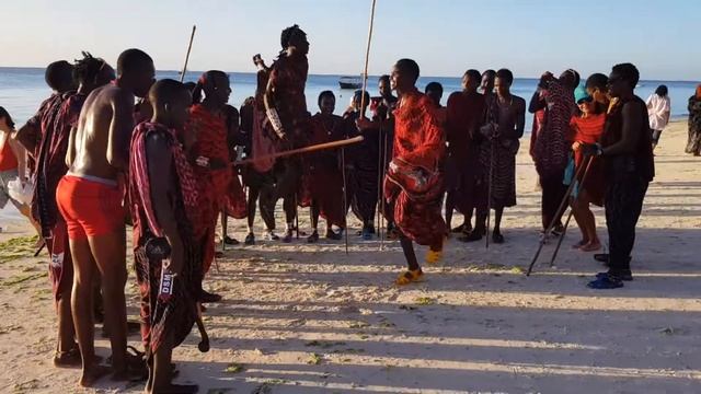 Nungwi Zanzibar Tanzania Племя масаи — это полукочевой народ Танзании. Живут у подножья Килиманджар