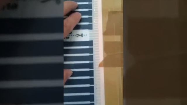 Искрит корейский тёплый пол CALEO смотреть онлайн