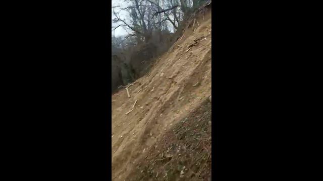 Кто и как борется с последствиями оползня на Пластунской смотреть онлайн