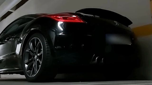 Peugeot RCZ Black Yearling 10/25 - Cold start смотреть онлайн