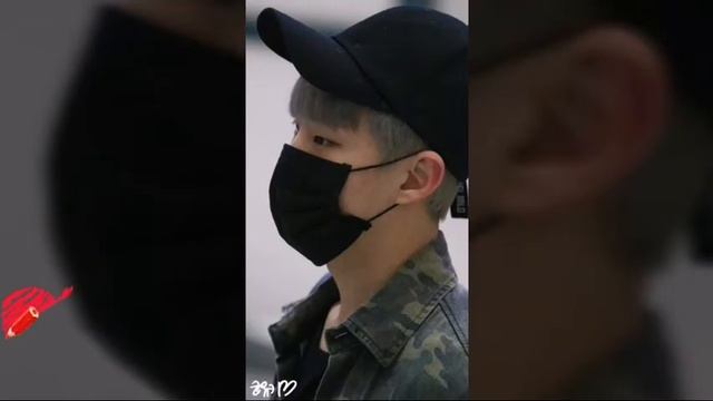 ПОДБОРКА ФОТОГРАФИИ K-POP АЙДОЛОВ БЕЗ МАКИЯЖА смотреть онлайн