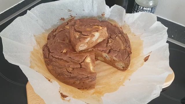 ЕШЬ ПИРОГ и ХУДЕЙ. Яблочный ПИРОГ без грамма САХАРА на АПЕЛЬСИНОВОМ СОКЕ. Худеем по ФРАНЦУЗСКИ смотреть онлайн