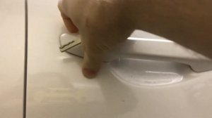 How to open Kia Cerato with a flat key fob battery