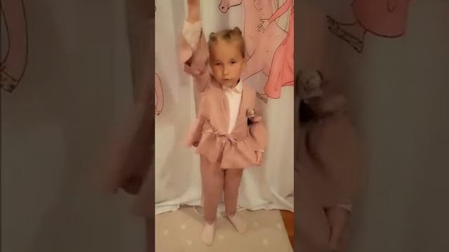 стих про дружбу.ЕСЛИ ДРУГА НАДО ЗВАТЬ, КОГДА БЕДА СЛУЧИЛАСЬ смотреть онлайн