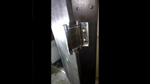 Петля пружинная, двухсторонняя. Владивосток.