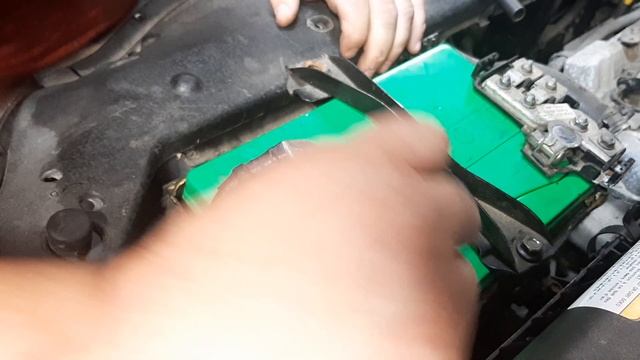 2006 kia sorento Simple battery change with major electrical isssues смотреть онлайн