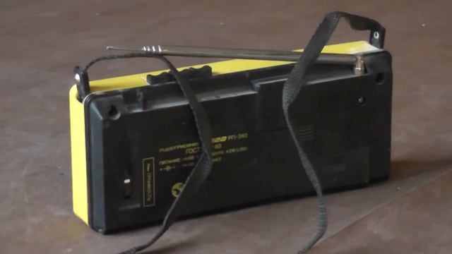 "Вега РП-240" - транзисторный радиоприемник СССР 1989 г. смотреть онлайн