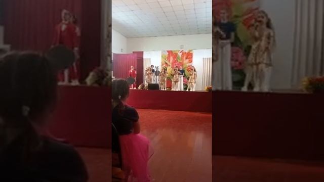 песня знакома дорога добра! смотреть онлайн