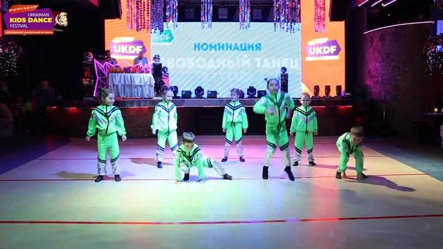 Super drive crazy frogs Фадеева Дарина Ukrainian Kids Dance Festival 2020 смотреть онлайн