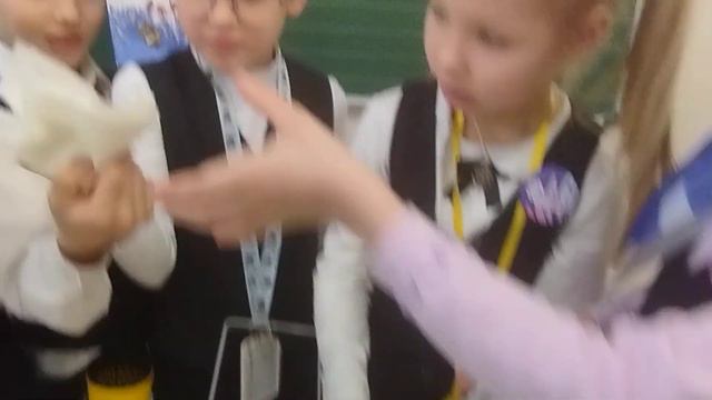 "Окружающий мир" Откуда в снежках грязь? смотреть онлайн