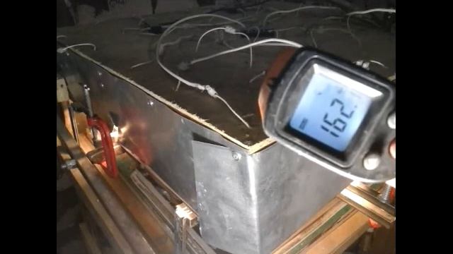 Делаем форму для бетонной плитки на простейшем самодельном вакуумном формовщике. смотреть онлайн